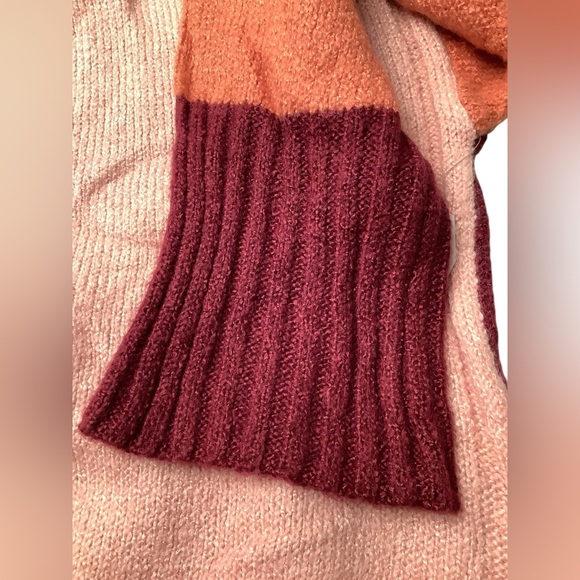 Time and Tru Women's Color Blocked Pink Mock Neck Sweater Size M - Picture 12 of 13